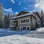 فندق Chalet Queen 2*