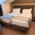 Chalet Queen 2* كنازاي