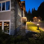 Chalet Queen فندق 2*