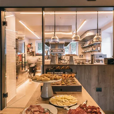 Chalet Queen 2* 卡纳泽伊