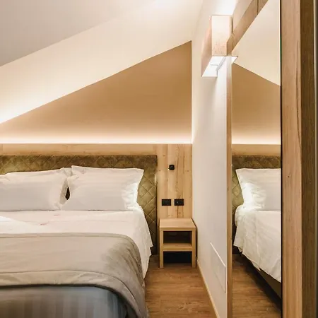 Hotel Chalet Queen 2*