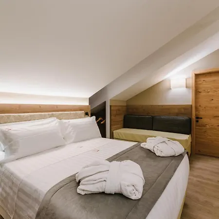 Hotel Chalet Queen 2*