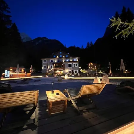 Chalet Queen Hotel Canazei