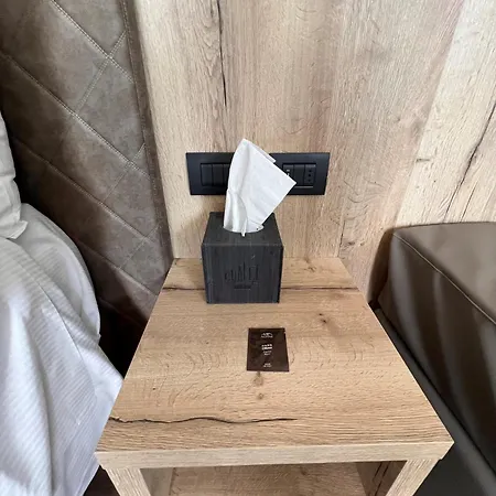 Hotel Chalet Queen 2*