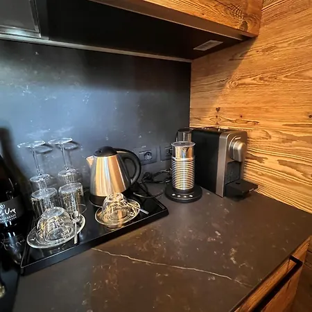 Hotel Chalet Queen 2*