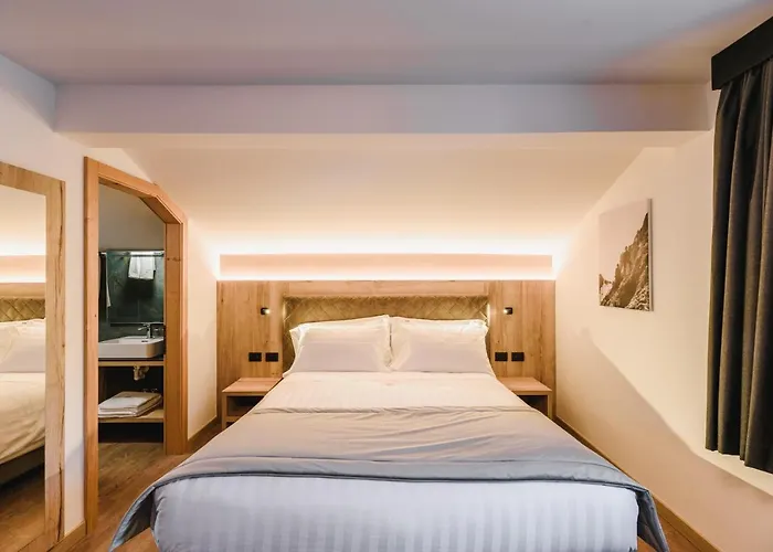 Chalet Queen Hotel 2*