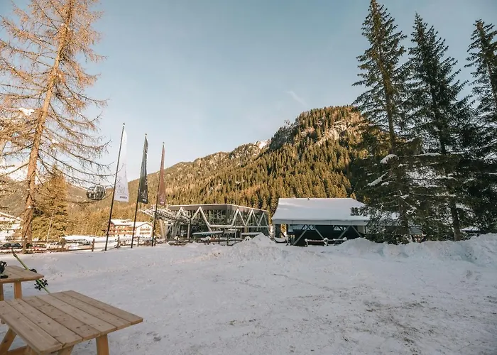 Hotell Chalet Queen Canazei