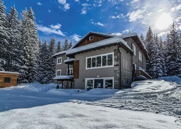 Hotell Chalet Queen 2*