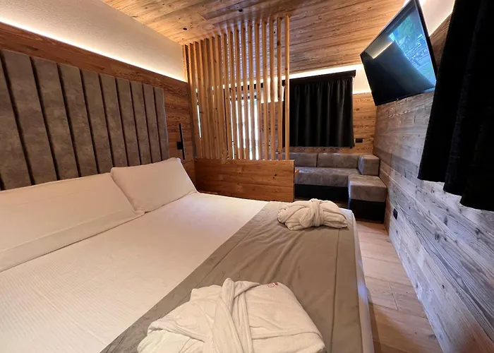 Chalet Queen Hotell 2*