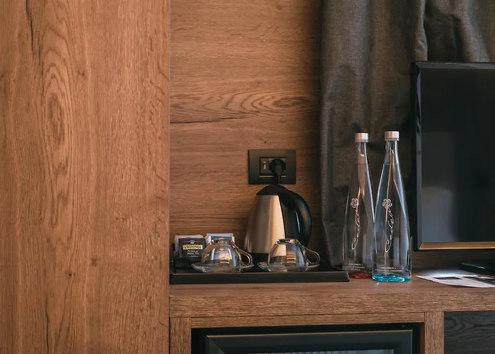 Chalet Queen Hotel 2*